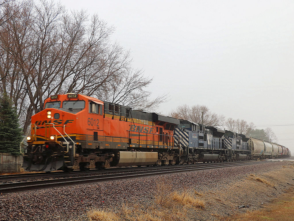 BNSF 6012